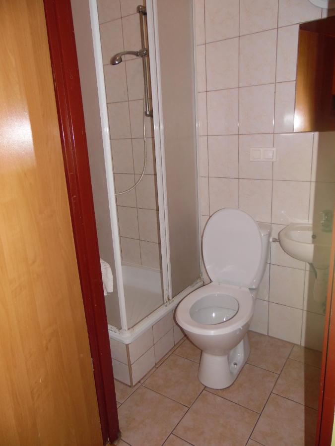 Nssm Tanie Spanie Swieta Katarzyna  Exteriér fotografie